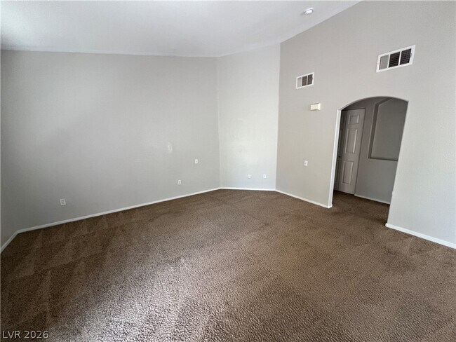 Building Photo - 325 Amber Pine St