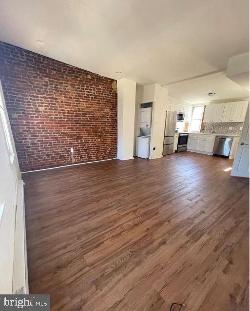Building Photo - 2534 Poplar St
