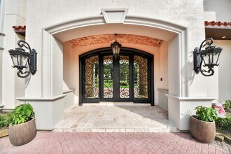 Building Photo - 11103 Memorial Dr