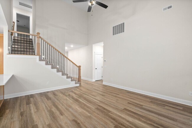 Building Photo - 218 Harvest Moon Dr