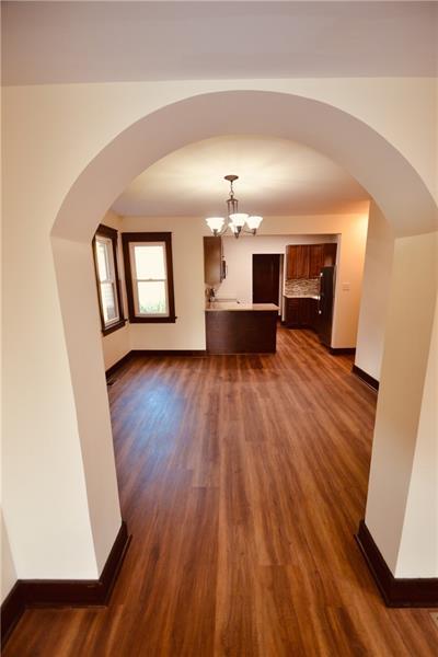Building Photo - 419 Edgemont St
