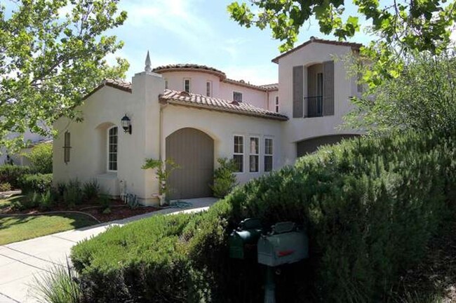 Building Photo - GILROY - Executive home in gated community