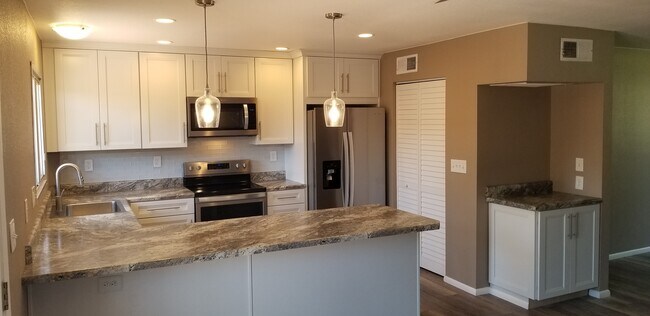 Building Photo - 6941 E Osborn Rd