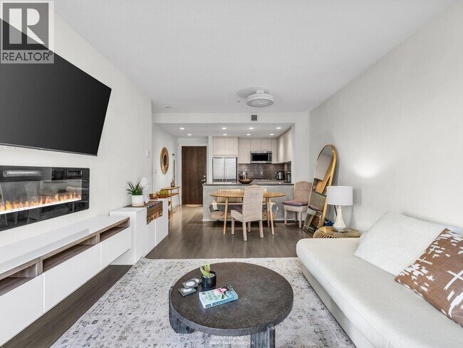 Photo du bâtiment - 255 W 1st St