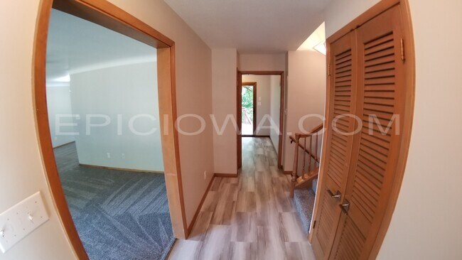 Foto del edificio - 2151 Birchwood Dr NE