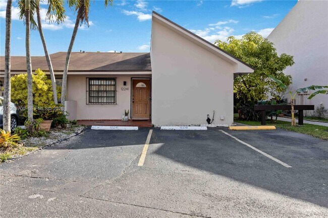 Foto del edificio - 12241 SW 24th Terrace