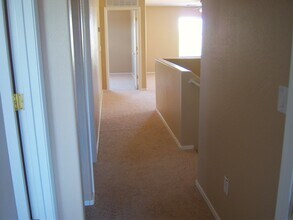 Building Photo - 1300 E Saguaro Trail