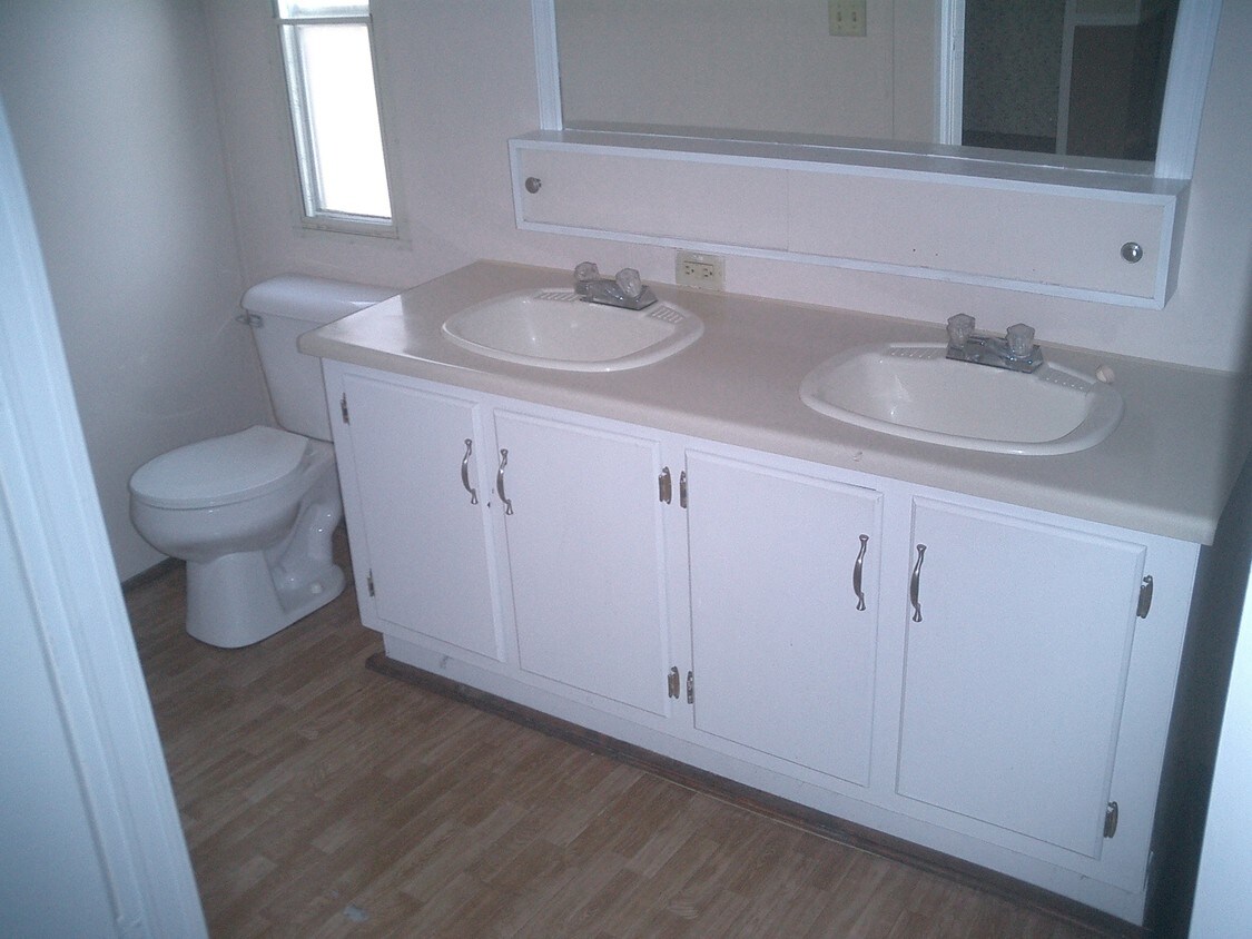Foto principal - 504 Flemingsburg Rd
