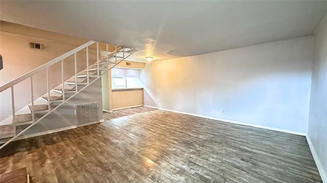 Foto del edificio - 3045 Park Ln