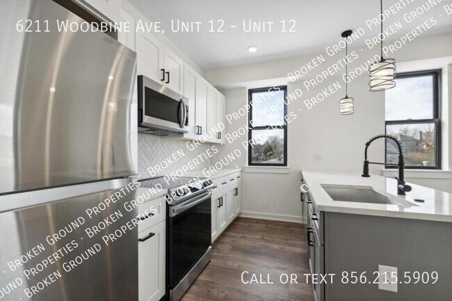 Building Photo - 6211 Woodbine Ave