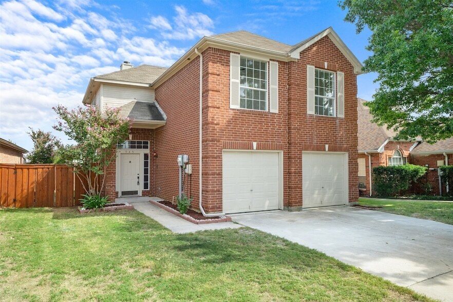 Foto principal - 945 Azalia Dr