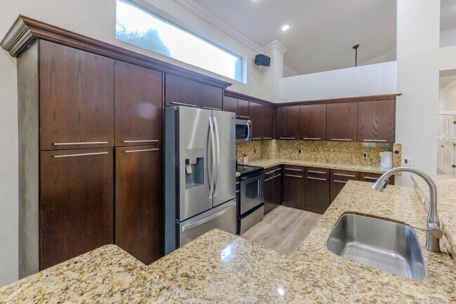 Foto del edificio - 4082 Trenton Ave