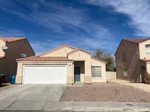 Building Photo - 1056 Menands Ave