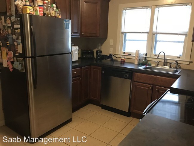 Foto del edificio - 3 br, 1 bath House - 551 E. DRAYTON