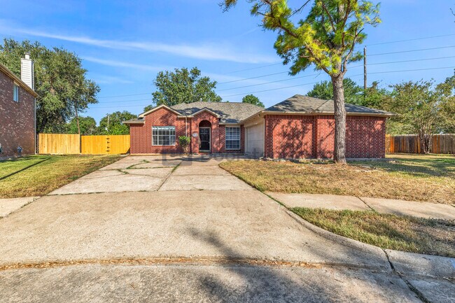 Foto del edificio - 8702 Diamond Lake Ct