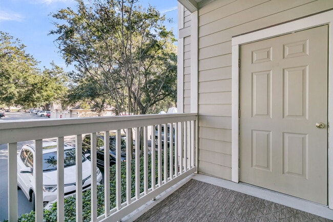 Building Photo - 1600 Long Grove Dr