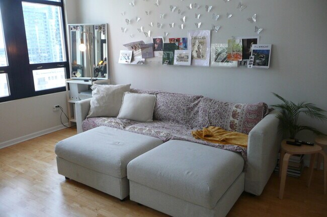 Foto del edificio - 1255 S State St