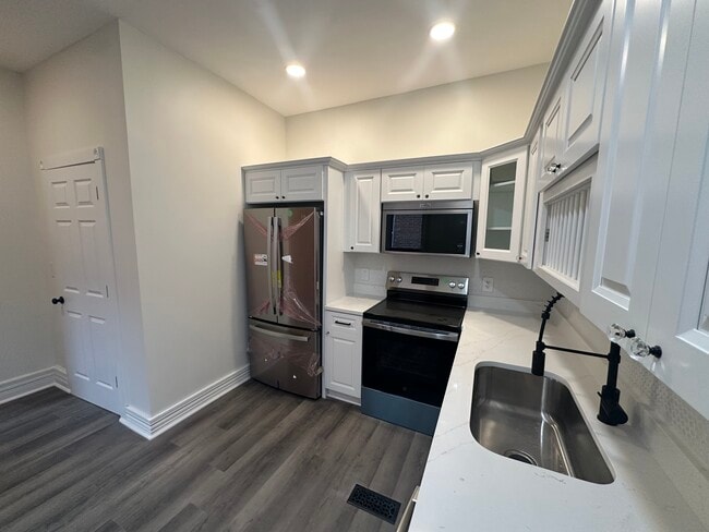 Foto del edificio - 81 Warren St