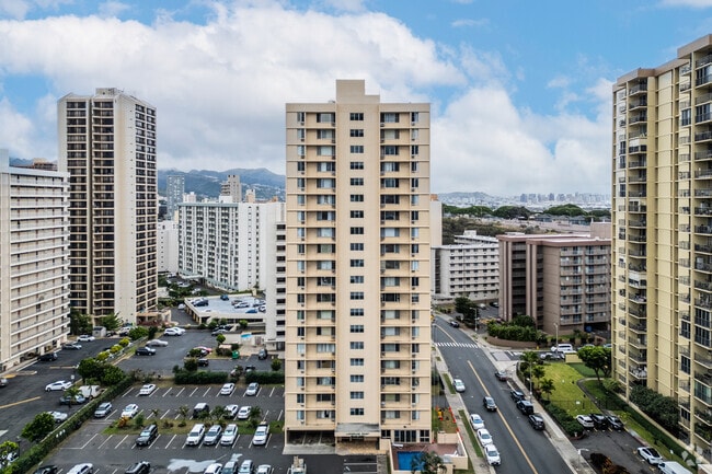Building Photo - Lakeside West