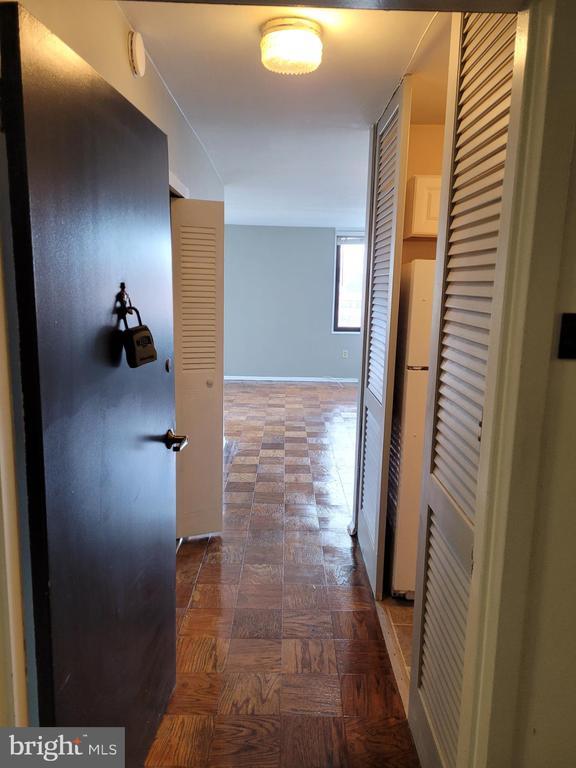 Foto del edificio - 2030 F St NW