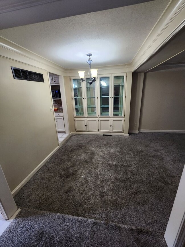 Foto del edificio - 3 bedroom 2 1/2 Bath Town house