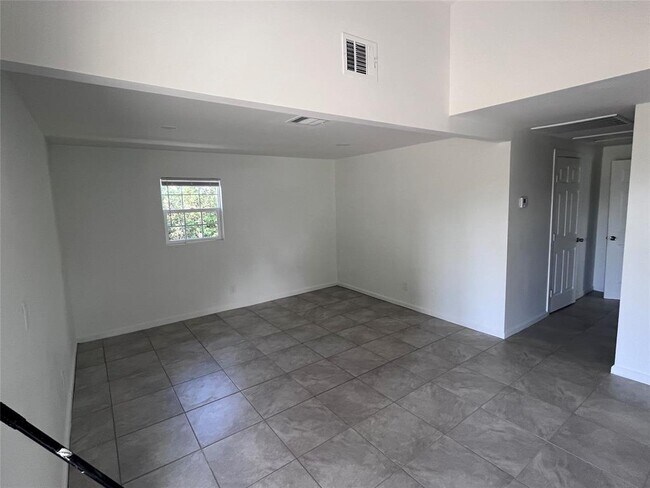 Foto del edificio - 21534 Cedar Ln