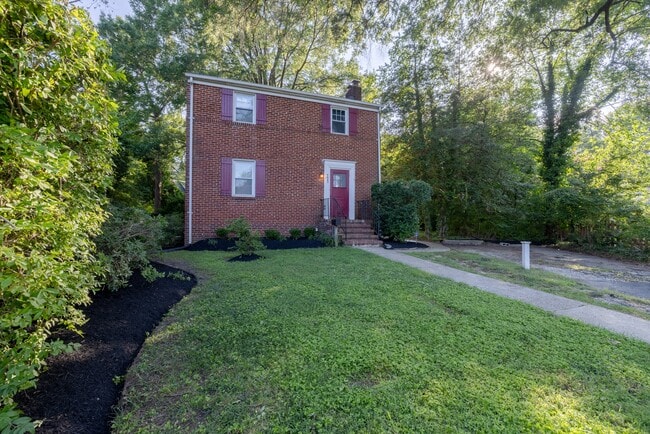 Foto del edificio - 4603 Guilford Pl