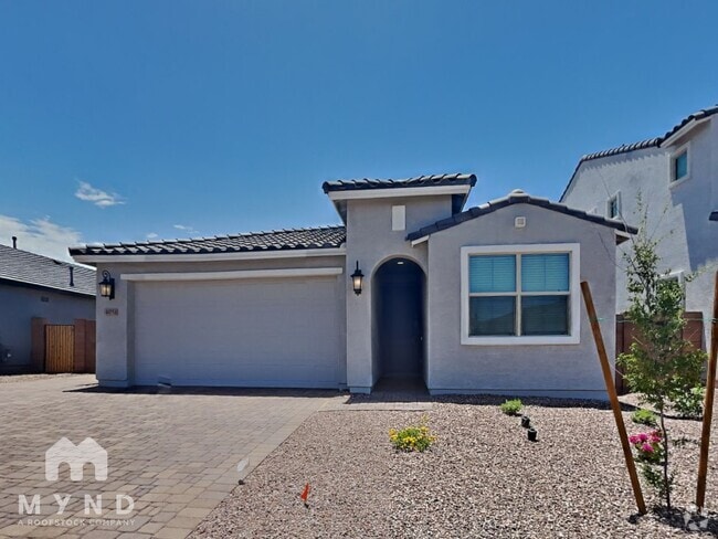 Building Photo - 4051 E Ghost Flower Ln
