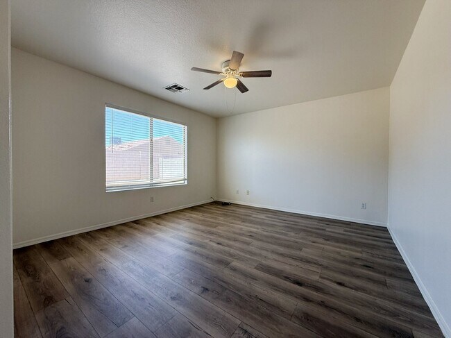 Foto del edificio - 14330 N 129th Ave