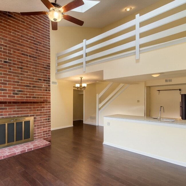 Building Photo - 112 Deer Run