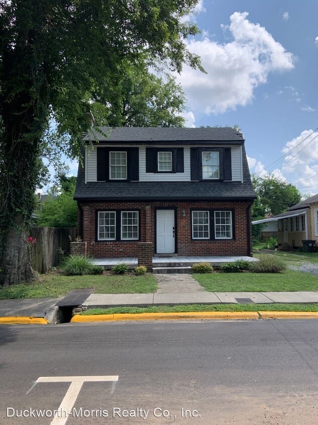 Primary Photo - 4 br, 4 bath House - 1707 Eighth Street