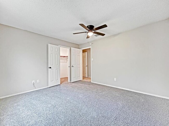 Building Photo - 1103 Swift Fox Dr