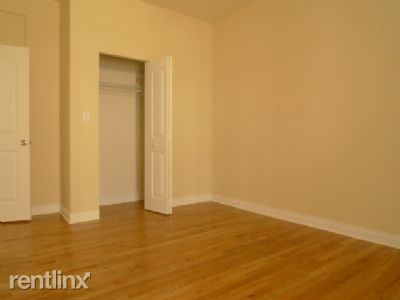 Building Photo - 1262 W Leland Ave