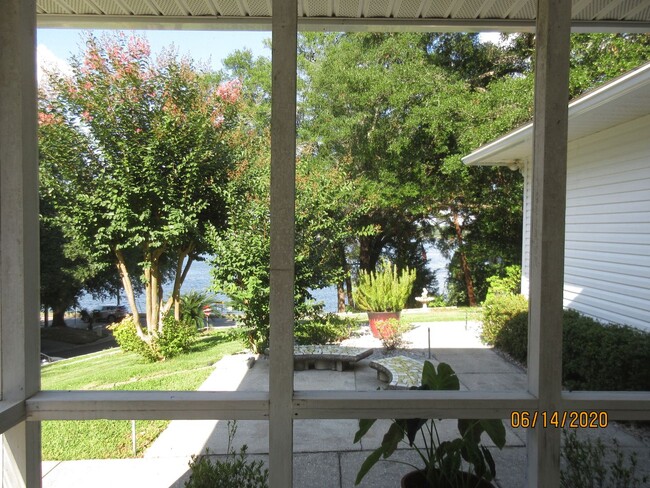 Building Photo - Amazing Water Views - just outside Eglin's...