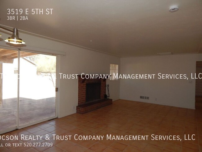 Building Photo - In the heart of Tucson, your new home awaits,