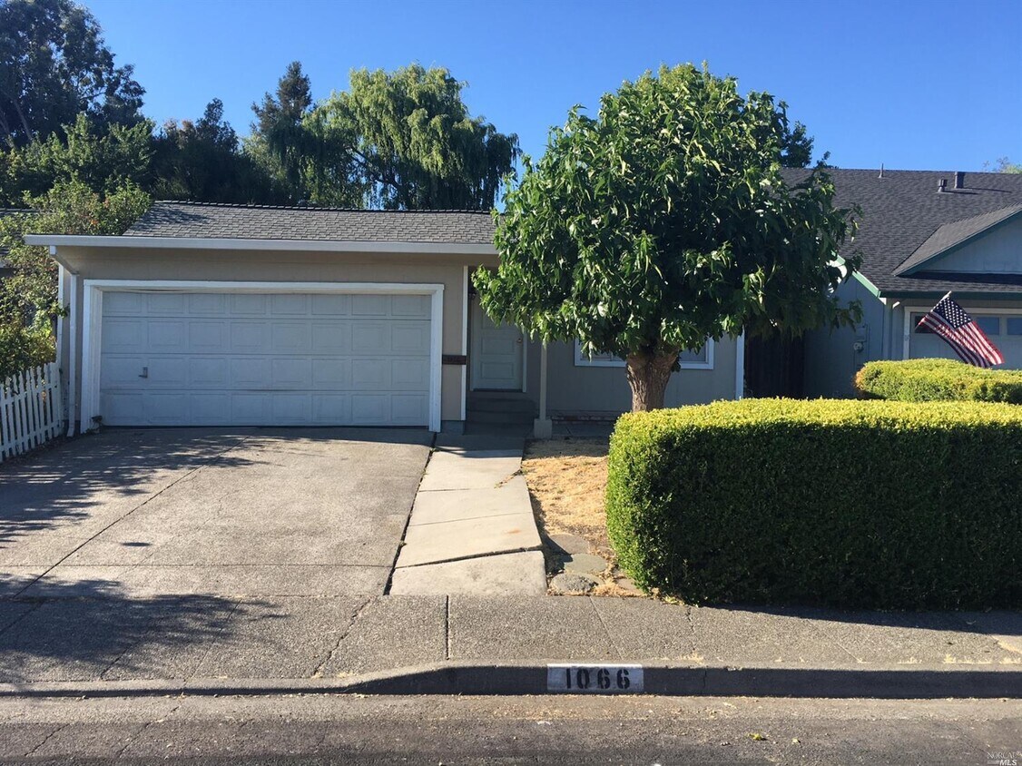 1066 Camino Coronado, Rohnert Park, CA 94928 House for Rent in