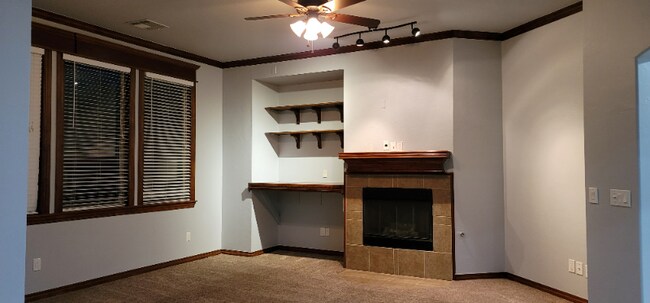 Foto del edificio - 11929 Whitney Way