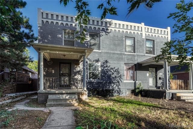 Building Photo - 468 Corona St