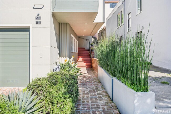 Foto del edificio - 148 Beaumont Ave