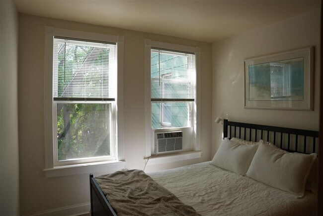 Foto del edificio - 237 Whiton St