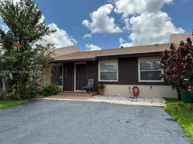 Building Photo - 10953 SW 122nd Ct