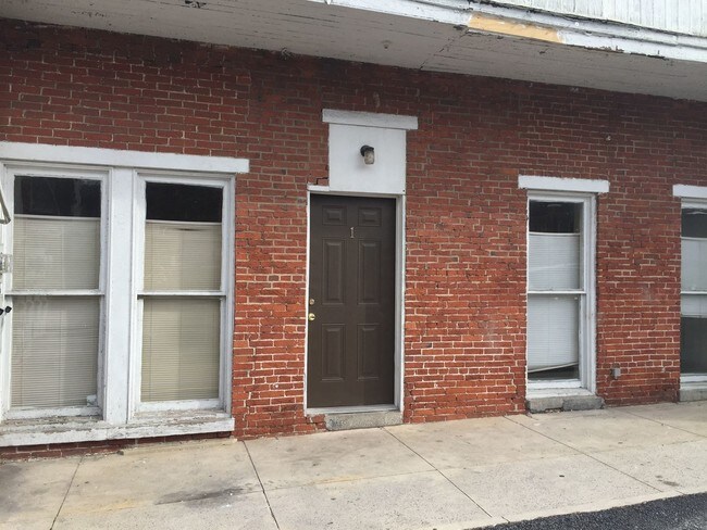 Building Photo - 238 E PHILADELPHIA St