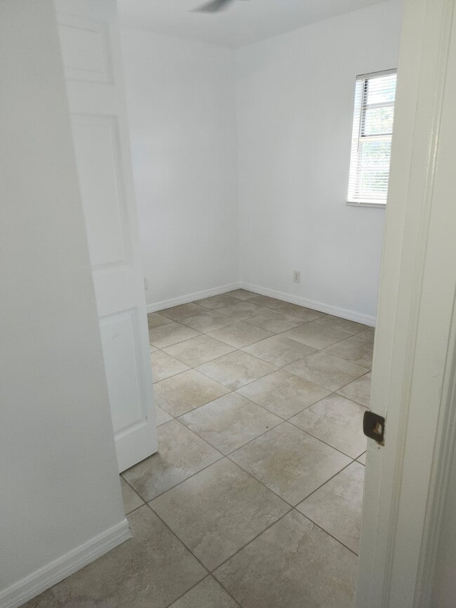 Foto del edificio - 4901 S 85th St