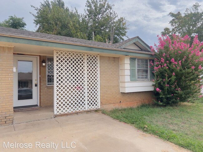 Building Photo - 3 br, 1 bath House - 820 N Gale