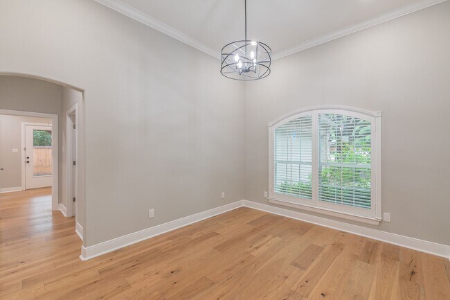 Foto del edificio - Immaculate, Fully Remodeled Home in Gated ...