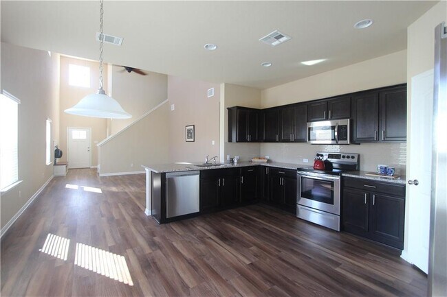 Building Photo - 465 Galway Bay Ln