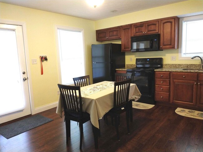 Foto del edificio - 1752 W Countryside Ln