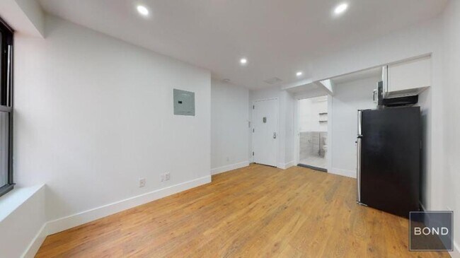 Foto del edificio - 0 bedroom in Manhattan NY 10003