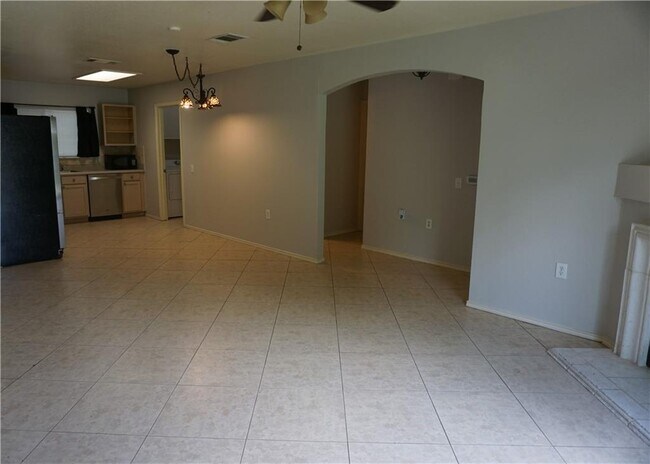 Building Photo - 7621 Marble Ridge Dr