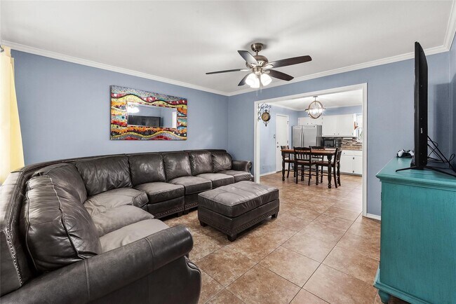 Foto del edificio - 135 Navajo Cir